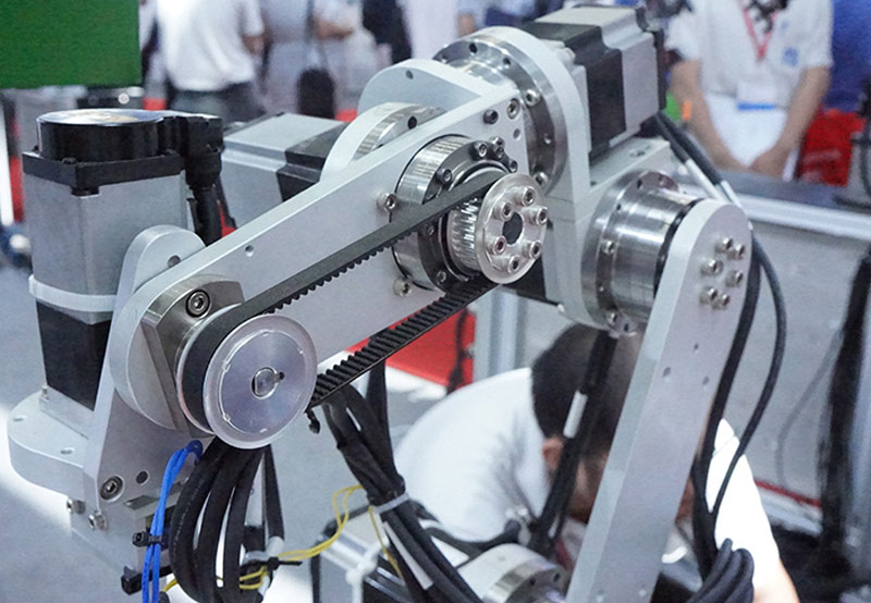 産業(yè)用ロボットにはどのような精密減速機が使用されていますか？